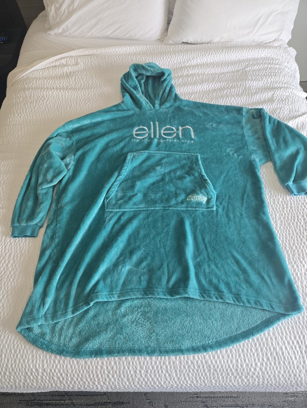 Ellen hoodie "the comfy” one size fits all hooded pull over super soft teal OS